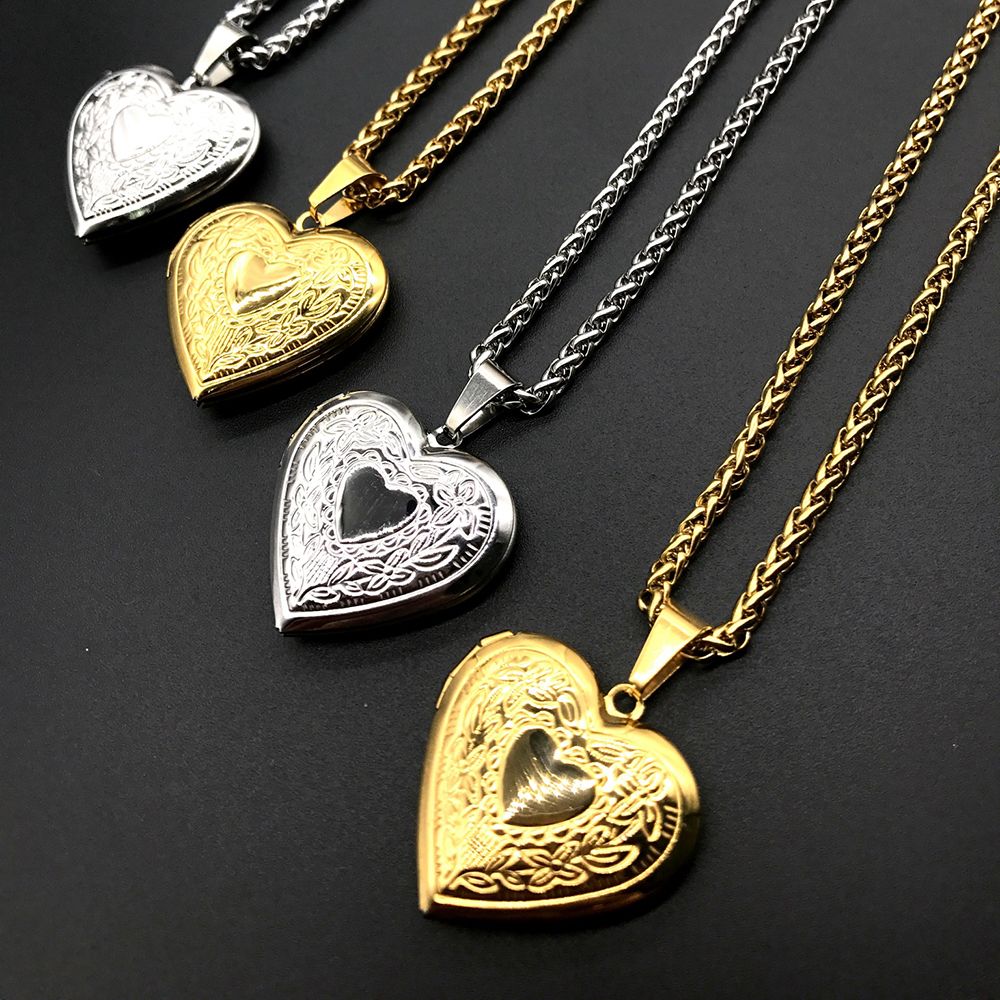 Heart Locket Necklace Photo - Moda fotoğraf resim madalyon kolye kalp